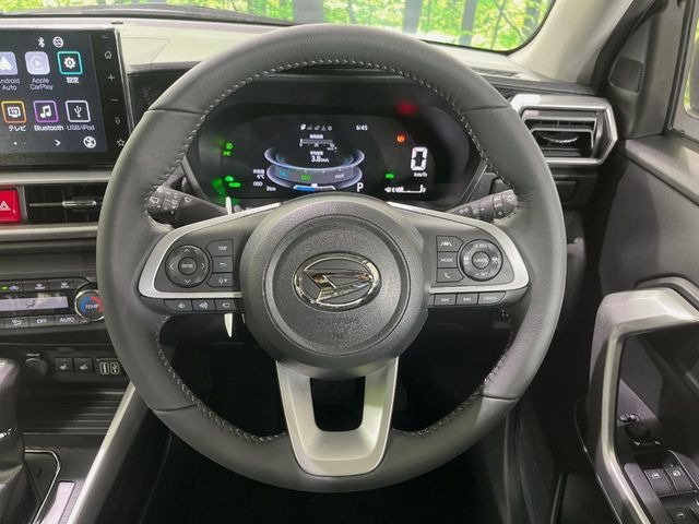 �y�����v�����X�e�A�����O�z�㎿�Ȋv���g�p���邱�ƂŁA��ɂ����������݂ƂĂ��^�]���₷���n���h���ł���