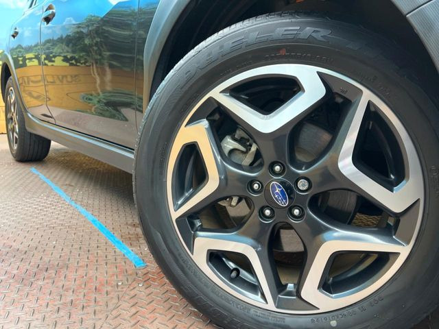 �y�O���[�h��p���������C���`�A���~�z�C�[���z�f�U�C�����̍��������A���~�z�C�[���𑕒����Ă���܂��B�e��ЊO�A���~�z�C�[����A�X�^�b�h���X�^�C�����戵�����Ă���܂��B���񂲑��k����������