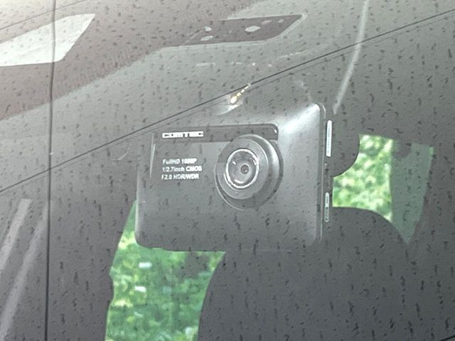 �y�h���C�u���R�[�_�[�z�h���C�u���R�[�_�[����!���s���͂������A������^�]�⎖�̂ɑ��������ہA�f���ŋL�^���A����̃��X�N�ɔ����܂��B���L�^�pSD�J�[�h�͂��q�l�����g�ł��������������K�v������܂��B