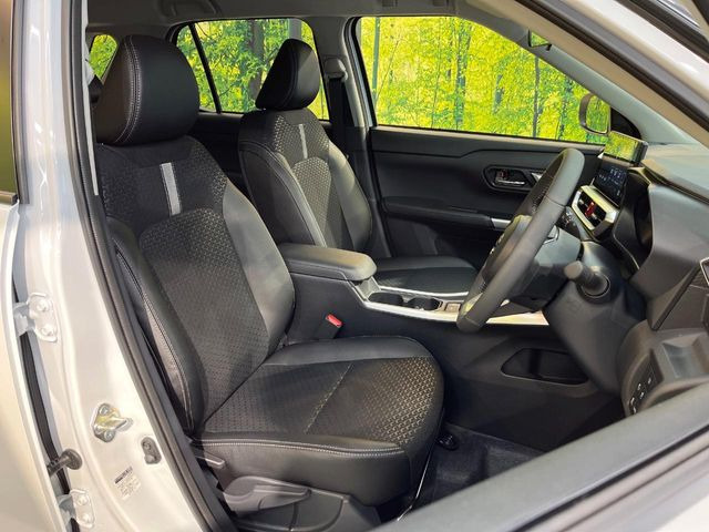 �y�n�[�t���U�[�V�[�g�z�������ƍ���S�n�𗼗������l�C�̃V�[�g���w�ʁE���ʂ̃t�@�u���b�N�f�ނ́A�ʋC���̗ǂ��⊊��ɂ����ɗD��Ă��܂��B�C���╞���ɍ��E���ꂸ���K�ɂ���肢�������܂��B