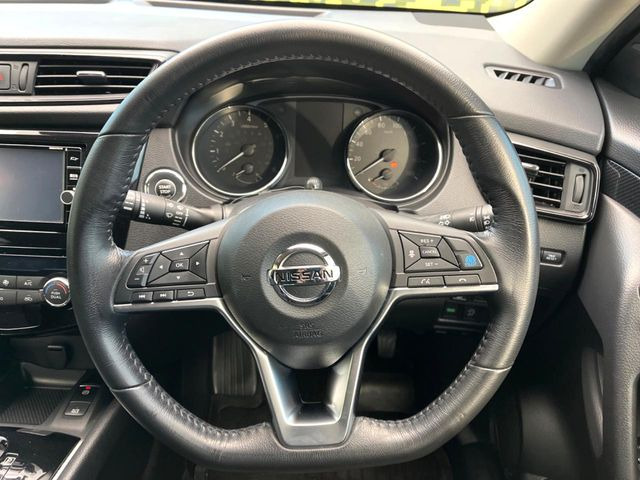 �y�����v�����X�e�A�����O�z�㎿�Ȋv���g�p���邱�ƂŁA��ɂ����������݂ƂĂ��^�]���₷���n���h���ł���