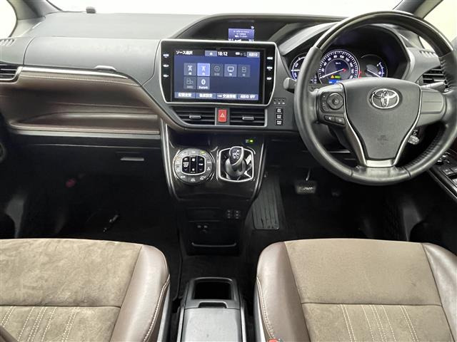 エスクァイアハイブリッド1.8 Gi プレミアムパッケージ