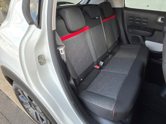 ���㕔���Ȃ��C�ɂȂ�悤�ȃL�Y�E�����ւ��蓙�A�傫�ȃ_���[�W�͂Ȃ��A�ǍD�ȏ�Ԃł��B