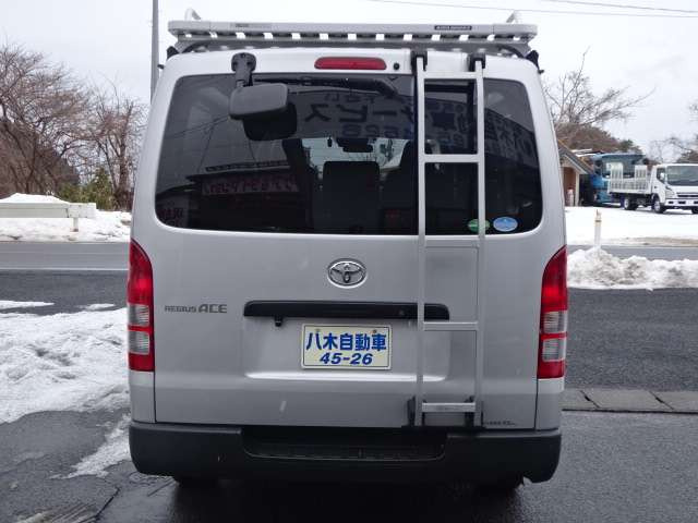 レジアスエース2.8 DX ロング ディーゼル 4WD