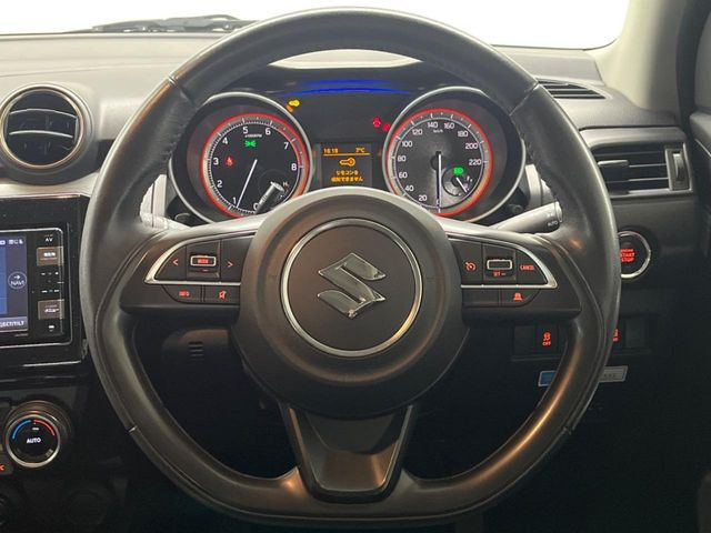 �y�����v�����X�e�A�����O�z�㎿�Ȋv���g�p���邱�ƂŁA��ɂ����������݂ƂĂ��^�]���₷���n���h���ł���