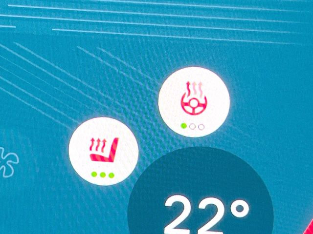 ���t�����g�V�[�g�q�[�e�B���O:�^�]�ȁE����ȋ��ɎO�i�K�Œ��߂��\�ȃV�[�g�q�[�^�[�𑕔����Ă���܂��B�G�߂��킸���K�ɂ��g�p���������܂��B