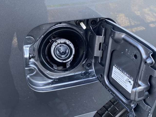 セレナ2.0 ハイウェイスターV