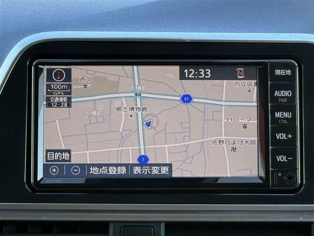 シエンタハイブリッド 1.5 G クエロ