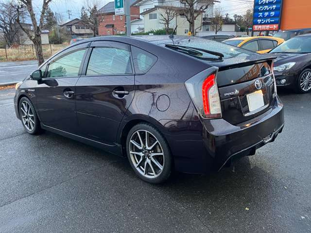 プリウス1.8 S ツーリングセレクション G's