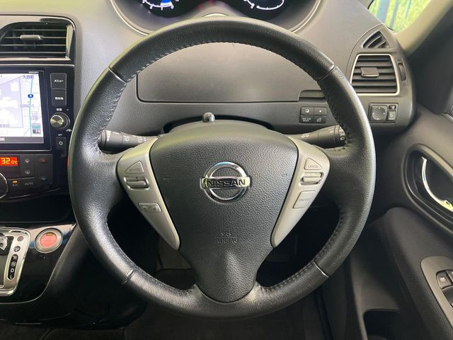 �y�����v�����X�e�A�����O�z�㎿�Ȋv���g�p���邱�ƂŁA��ɂ����������݂ƂĂ��^�]���₷���n���h���ł���