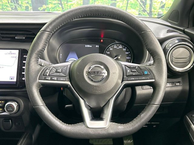 �y�����v�����X�e�A�����O�z�㎿�Ȋv���g�p���邱�ƂŁA��ɂ����������݂ƂĂ��^�]���₷���n���h���ł���