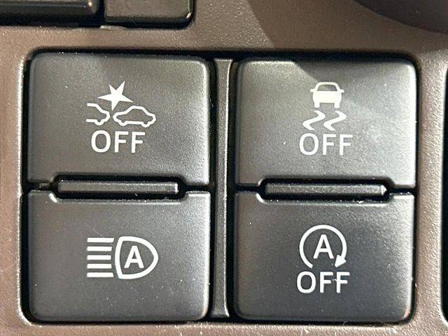 �y�X�}�[�g�A�V�X�g�z���s���ɑO���̎ԗ�����F�����A�Փ˂������Ȏ��͌x��ƃu���[�L�ŏՓˉ���Ɣ�Q�y�����A�V�X�g�B�����S�Ƀh���C�u�����y���݂��������܂��B