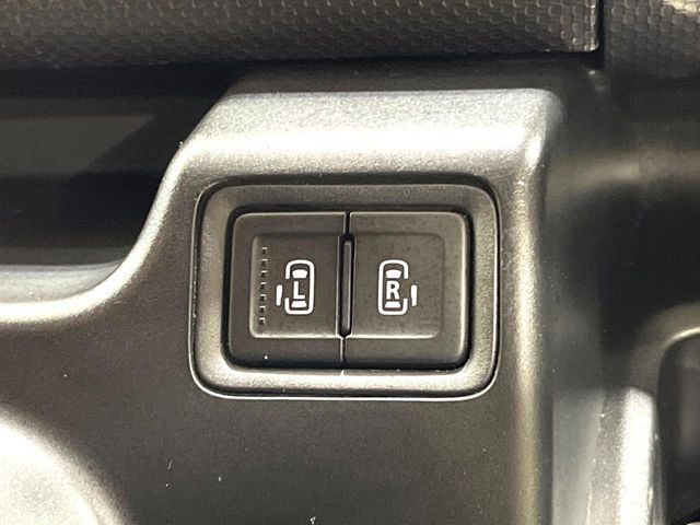 �y�����p���[�X���C�h�h�A�z�X�}�[�g�L�[��^�]�Ȃ̃X�C�b�`�Ō�ȗ����X���C�h�h�A�̊J���\���d��������͂����ăh�A���J����K�v�������A�����Ȃ��q�l�ł��ȒP�ɊJ���߂ł����K�ł���