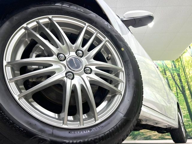 �y15�C���`�A���~�z�C�[���z�O�ςɃ}�b�`�����A���~�z�C�[���𑕒����Ă���܂��B�e��A���~�z�C�[����A�X�^�b�h���X�^�C�����戵�����Ă���܂��B���񂲑��k����������