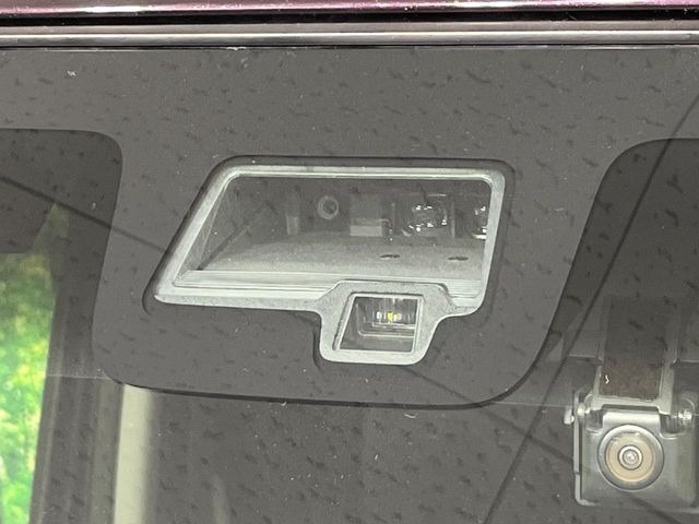 �y�X�Y�L �Z�[�t�e�B�T�|�[�g�z���s���ɑO���̎ԗ�����F�����A�Փ˂������Ȏ��͌x��ƃu���[�L�ŏՓˉ���Ɣ�Q�y�����A�V�X�g�B�����S�Ƀh���C�u�����y���݂��������܂��B