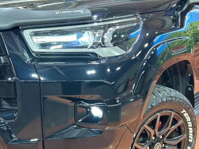 �yLED�w�b�h���C�g�z���V����ԑ��s�����ǍD�Ȏ��E���m�ۂ����S���ĉ^�]�ł��鍂�P�xLED�w�b�h���C�g�𑕔�!�_�����x�������A����d�͂��}�����Ă��܂��B