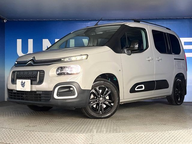 ���w�b�h���C�g:�w�b�h���C�g�͉��΂݂����Ȃ��A�Y��ȏ�Ԃ�ۂ��Ă���܂��B���΂ݖh�~�̃����Y�R�[�e�B���O�̎{�H���\�ł������܂��B