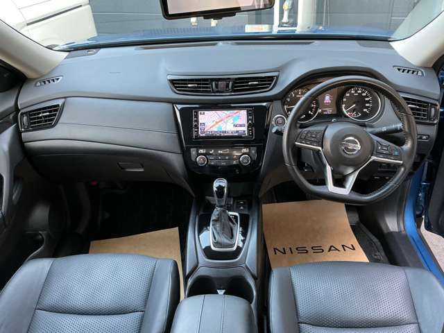 エクストレイル2.0 20Xi