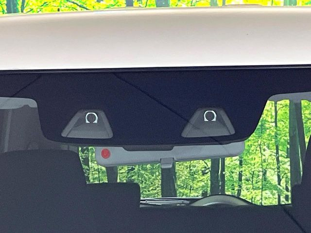 �y�X�Y�L �Z�[�t�e�B�T�|�[�g�z���s���ɑO���̎ԗ�����F�����A�Փ˂������Ȏ��͌x��ƃu���[�L�ŏՓˉ���Ɣ�Q�y�����A�V�X�g�B�����S�Ƀh���C�u�����y���݂��������܂��B