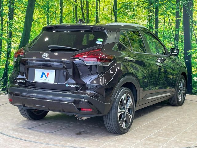 ☆全国のネクステージからお取り寄せが可能※!遠方の店舗に展示してあるクルマが気になる場合も、最寄りの店舗でご覧いただくことが可能です!是非私たちに要望をお聞かせください!※別途費用