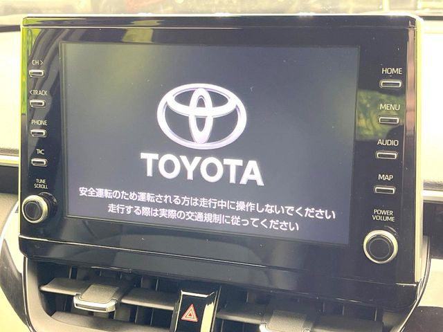 �y9�C���` �f�B�X�v���C�I�[�f�B�I�z���ʂ̃f�B�X�v���C��AppleCarPlay��AndroidAuto�����p�\�B�傫�ȉ�ʂŃX�}�z�i�r�A�v���������p���������܂���