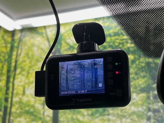 �y�h���C�u���R�[�_�[�z�h���C�u���R�[�_�[����!���s���͂������A������^�]�⎖�̂ɑ��������ہA�f���ŋL�^���A����̃��X�N�ɔ����܂��B���L�^�pSD�J�[�h�͂��q�l�����g�ł��������������K�v������܂��B