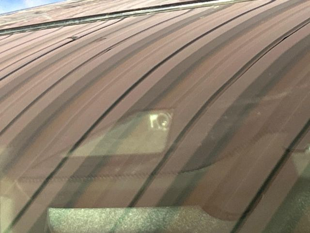 �y�g���^�Z�[�t�e�B�Z���X�z���s���ɑO���̎ԗ�����F�����A�Փ˂������Ȏ��͌x��ƃu���[�L�ŏՓˉ���Ɣ�Q�y�����A�V�X�g�B�����S�Ƀh���C�u�����y���݂��������܂��B