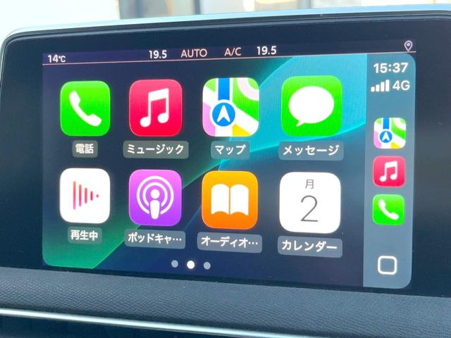 ��Apple Car Play:�X�}�z�Ƃ̗L���ڑ��ŁA�i�r�E�I�[�f�B�I�Đ��ȂǃX�}�z�̃A�v���@�\����ʂł��g����֗��@�\�ł�!
