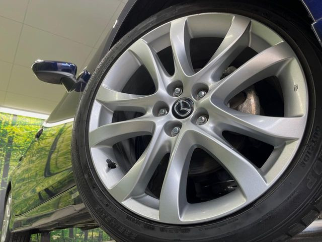 �y����19�C���`�A���~�z�C�[���z�O�ςɃ}�b�`���������A���~�z�C�[���𑕒����Ă���܂��B�e��ЊO�A���~�z�C�[����A�X�^�b�h���X�^�C�����戵�����Ă���܂��B���񂲑��k����������