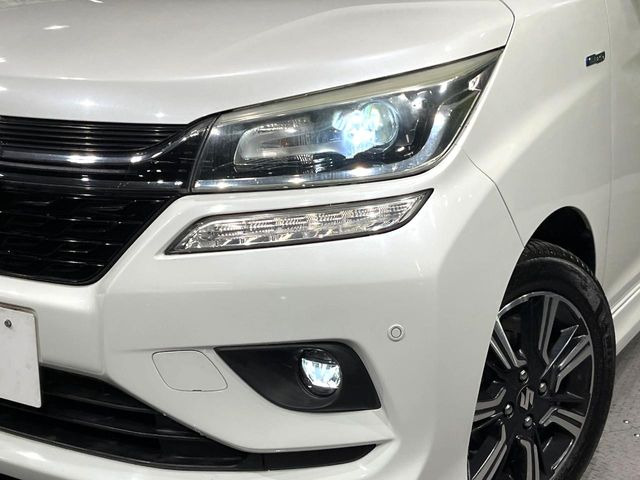 �yLED�w�b�h���C�g�z���V����ԑ��s�����ǍD�Ȏ��E���m�ۂ����S���ĉ^�]�ł��鍂�P�xLED�w�b�h���C�g�𑕔�!�_�����x�������A����d�͂��}�����Ă��܂��B