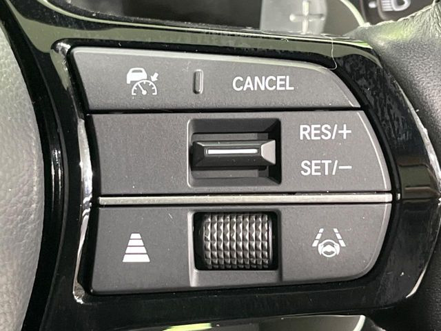 �y�A�_�v�e�B�u�N���[�Y�R���g���[���z�������H�ł̒��������s���y��!!�����ő��x��ۂN���[�Y�R���g���[�����A�Փˌy���V�X�e���ƘA�g���A�O���̎ԗ������m���ĎԊԂ�ۂ悤�ɑ��x���߂��Ă���܂�!!