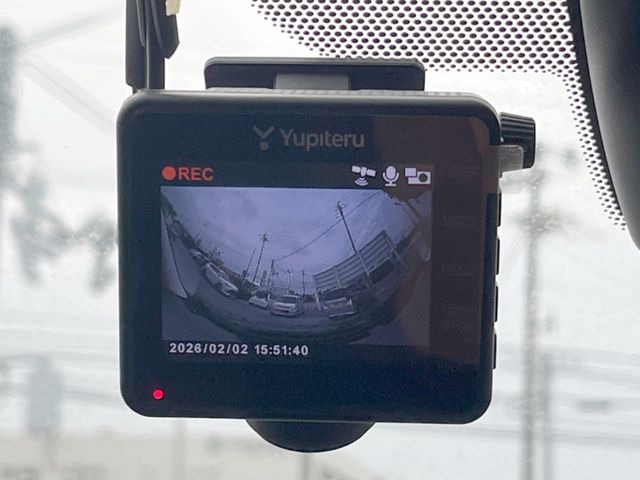 �y�h���C�u���R�[�_�[�z�h���C�u���R�[�_�[����!���s���͂������A������^�]�⎖�̂ɑ��������ہA�f���ŋL�^���A����̃��X�N�ɔ����܂��B���L�^�pSD�J�[�h�͂��q�l�����g�ł��������������K�v������܂��B