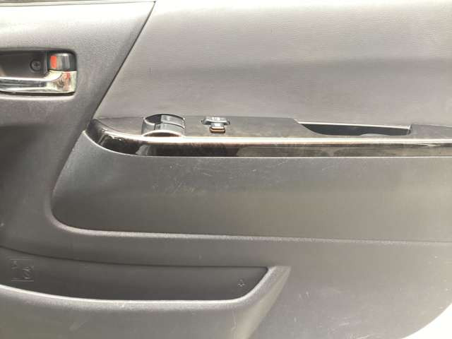 ���X�̎Ԃ̓��[���N���[�j���O�{�H�ς�!�[�ԑO�ɂ͎肪��WAX�A�����d�グ���|�Ŕ[�Ԃ������Ȃ��Ă���܂�!