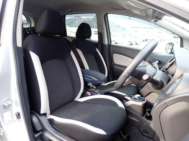 �t�����g�V�[�g�A��ԗǍD�ň��S�ł��B�傫�ȉ�����Ȃ����S�ł�