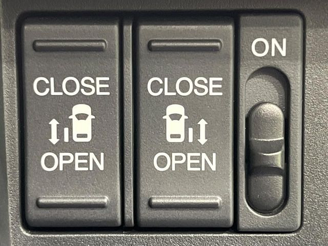 �y�����p���[�X���C�h�h�A�z�X�}�[�g�L�[��^�]�Ȃ̃X�C�b�`�Ō�ȗ����X���C�h�h�A�̊J���\���d��������͂����ăh�A���J����K�v�������A�����Ȃ��q�l�ł��ȒP�ɊJ���߂ł����K�ł���