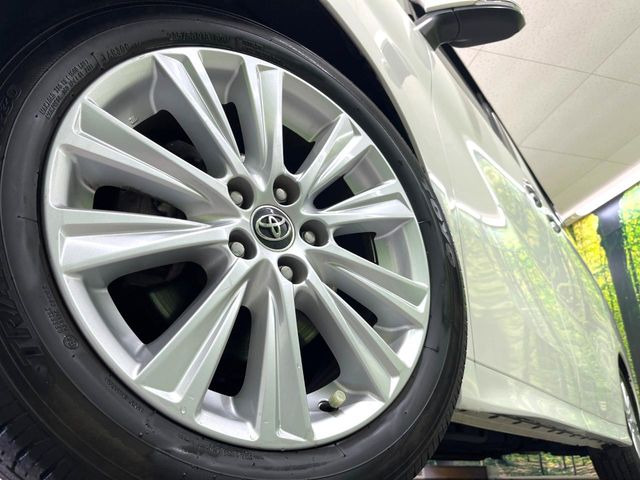 �y����18�C���`�A���~�z�C�[���z�O�ςɃ}�b�`���������A���~�z�C�[���𑕒����Ă���܂��B�e��ЊO�A���~�z�C�[����A�X�^�b�h���X�^�C�����戵�����Ă���܂��B���񂲑��k����������