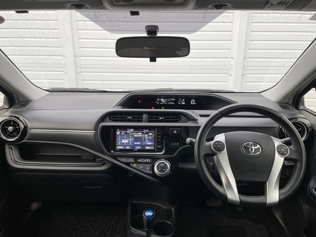 アクア1.5 X-URBAN