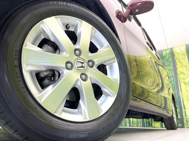 �y����15�C���`�A���~�z�C�[���z�O�ςɃ}�b�`���������A���~�z�C�[���𑕒����Ă���܂��B�e��ЊO�A���~�z�C�[����A�X�^�b�h���X�^�C�����戵�����Ă���܂��B���񂲑��k����������