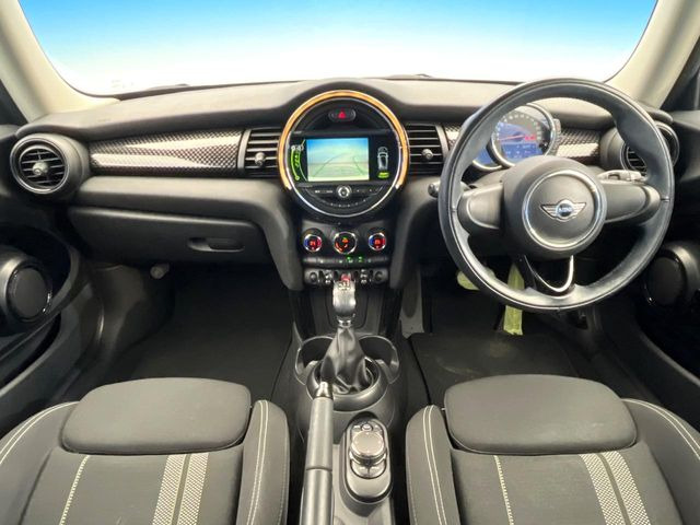 �A���ԃO���[�v���݌ɐ���2,000��!�S���̌n��X���烁�[�J�[�E�Ԏ��킸���Љ�o����̂ŁA���Ȃ��Ƀs�b�^���̂��Ԃ�������͂��ł���܂��͂��₢���킹��������