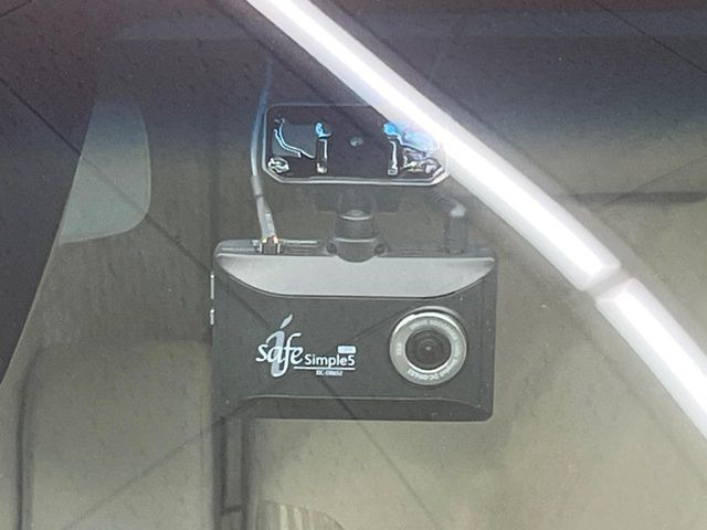 �y�h���C�u���R�[�_�[�z�h���C�u���R�[�_�[����!���s���͂������A������^�]�⎖�̂ɑ��������ہA�f���ŋL�^���A����̃��X�N�ɔ����܂��B���L�^�pSD�J�[�h�͂��q�l�����g�ł��������������K�v������܂��B