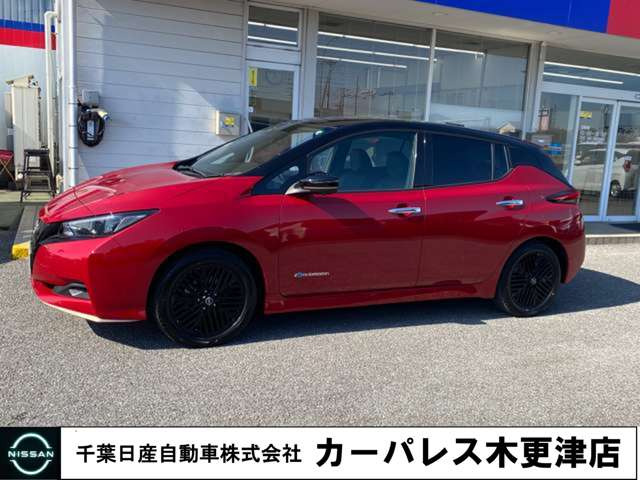 リーフX Vセレクション 90周年記念車