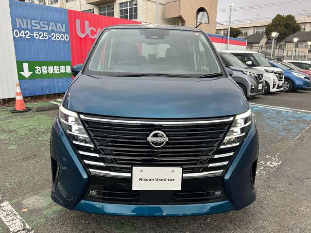 セレナ1.4 e-POWER ハイウェイスターV