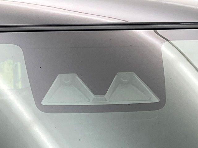 �y�X�}�[�g�A�V�X�g�z���s���ɑO���̎ԗ�����F�����A�Փ˂������Ȏ��͌x��ƃu���[�L�ŏՓˉ���Ɣ�Q�y�����A�V�X�g�B�����S�Ƀh���C�u�����y���݂��������܂��B