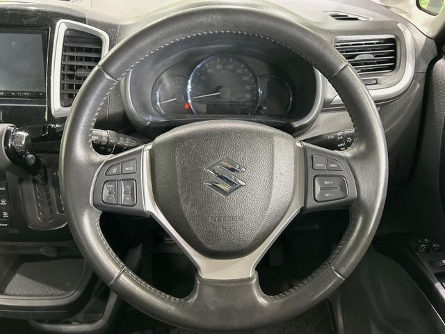 �y�����v�����X�e�A�����O�z�㎿�Ȋv���g�p���邱�ƂŁA��ɂ����������݂ƂĂ��^�]���₷���n���h���ł���