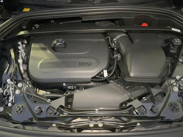 �����X�ł́A�e���[�J�[�̐�p�f�f�e�X�^�[�𓱓��B���Ǝ��i�����e�N�j�J���X�^�b�t���풓���Ă���܂��̂ŁA������̍ۂɂ����S���Ă����p���������܂��B