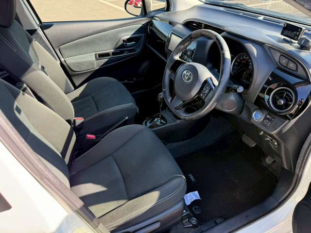 �C�ɂȂ邨�Ԃ�����܂�����E�̓d�b�ԍ����璼�ڂ��X�ɂ��₢���킹���������B�x�����@����ԗ����A��Ԃ܂łȂ�ł������������Ē����܂��B�X�^�b�t�ꓯ���A�����҂����Ă���܂��B