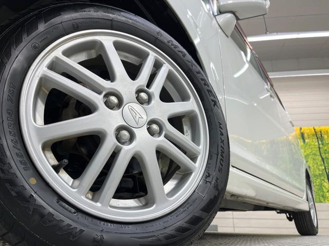 �y�����A���~�z�C�[���z�O�ςɃ}�b�`���������A���~�z�C�[���𑕒����Ă���܂��B�e��ЊO�A���~�z�C�[����A�X�^�b�h���X�^�C�����戵�����Ă���܂��B���񂲑��k����������