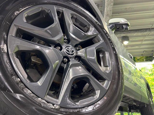 �y����19�C���`�A���~�z�C�[���z�O�ςɃ}�b�`���������A���~�z�C�[���𑕒����Ă���܂��B�e��ЊO�A���~�z�C�[����A�X�^�b�h���X�^�C�����戵�����Ă���܂��B���񂲑��k����������