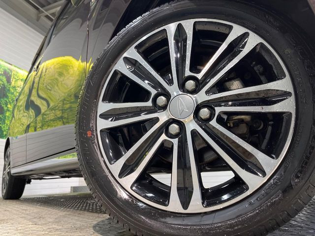 �y����15�C���`�A���~�z�C�[���z�O�ςɃ}�b�`���������A���~�z�C�[���𑕒����Ă���܂��B�e��ЊO�A���~�z�C�[����A�X�^�b�h���X�^�C�����戵�����Ă���܂��B���񂲑��k����������