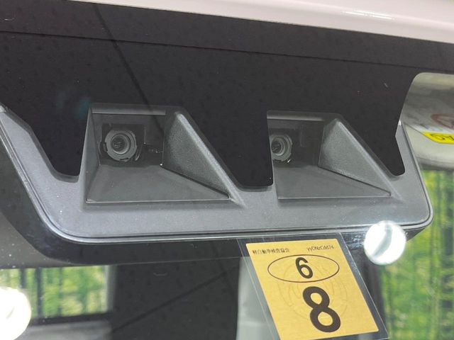 �y�X�}�[�g�A�V�X�g�z���s���ɑO���̎ԗ�����F�����A�Փ˂������Ȏ��͌x��ƃu���[�L�ŏՓˉ���Ɣ�Q�y�����A�V�X�g�B�����S�Ƀh���C�u�����y���݂��������܂��B